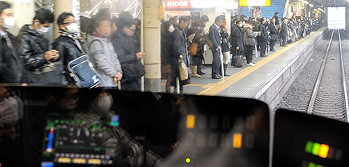 Early rush hour on a JR East platform in Tokyo
