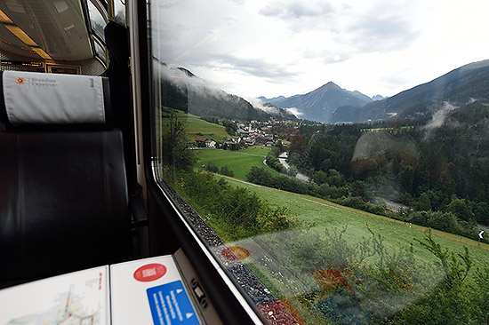 Bernina Express, from Chur to Tirano | Copr. © 2019 by Tim Adams, Creative Commons CC BY 2.0